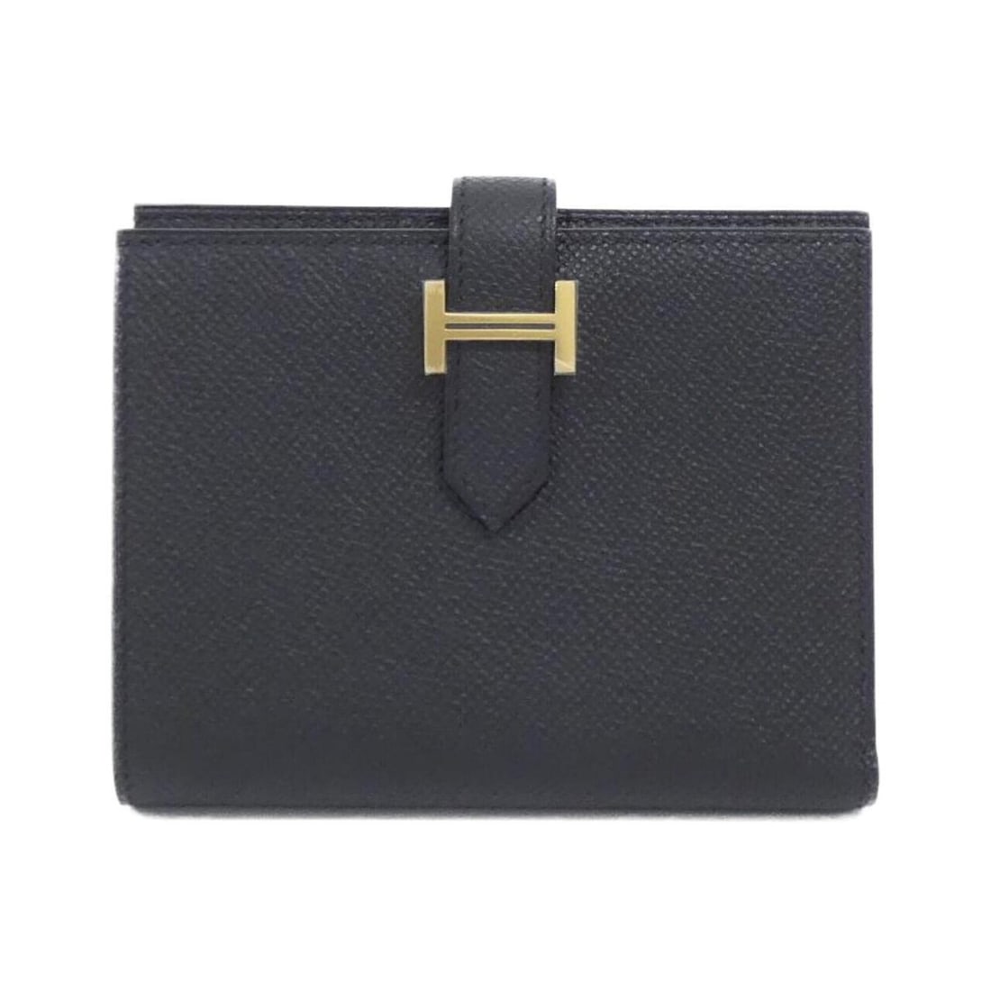 Hermes Bearn Compact 039790CC Wallet: --- Catalog ---Category: SizeSize (HxWxD): 9.5cm x 12cm x 2cm / 3.74'' x 4.72'' x 0.78''Category: DesignType: Wallet (bi-fold)Color: BlackGender: Men,WomenMaterial: Epsom leather Category: