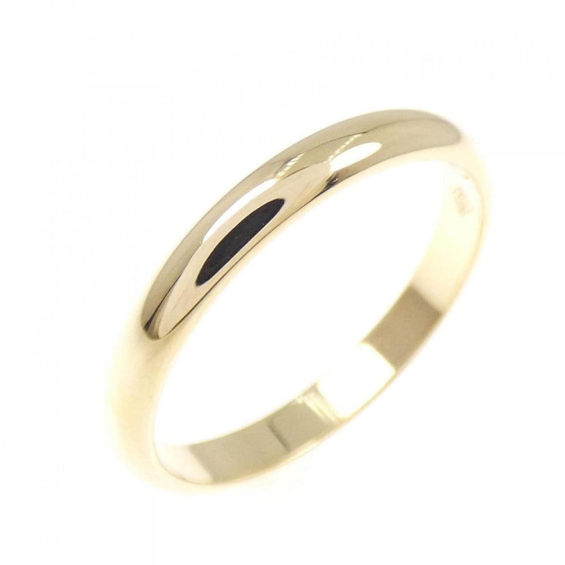 Cartier wedding ring: --- Catalog ---Category: SizeUS Size: 5Brand Size: 49Category: DesignType: Band ringGender: WomenMaterial: Yellow gold (18K)Category: GeneralMPN: B4002300Brand: Cartier--- Item List ---Section: