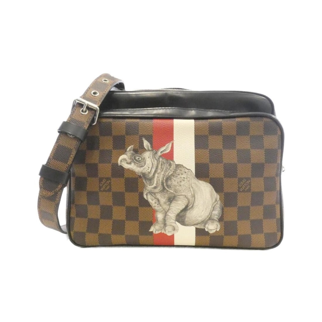 Louis Vuitton Damier (Chapman) Nile PM N42704 Shoulder Bag: --- Catalog ---Category: SizeSize (HxWxD): 20cm x 28cm x 12cm / 7.87'' x 11.02'' x 4.72''Category: DesignType: Shoulder bagColor: EbeneGender: WomenMaterial: Coated canvas Hardware Color: