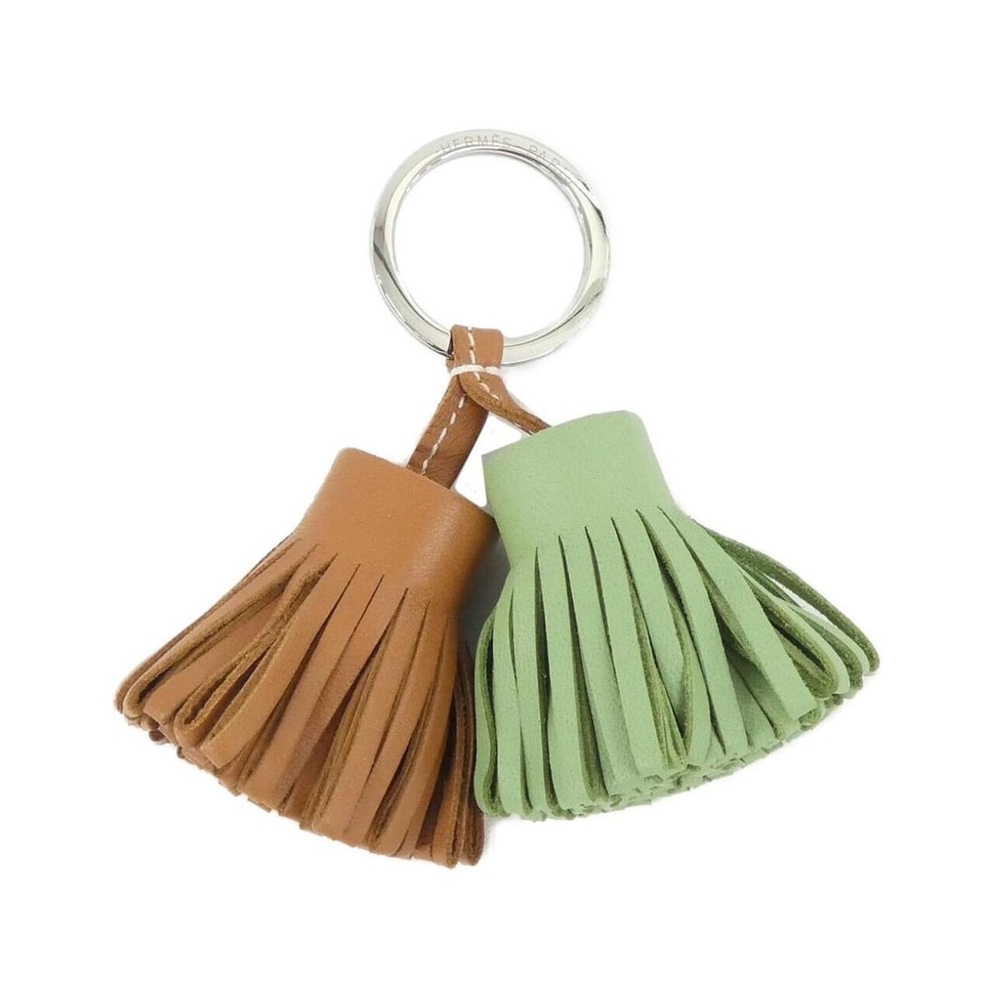 Hermes Carmen Unodos 077895CJ Keyring: --- Catalog ---Category: DesignType: KeyringColor: BrownGender: Men,WomenMaterial: Agneau MiloCategory: GeneralBrand: Hermes--- Item List ---Section: ConditionRanking: Rank A Used - A few traces of