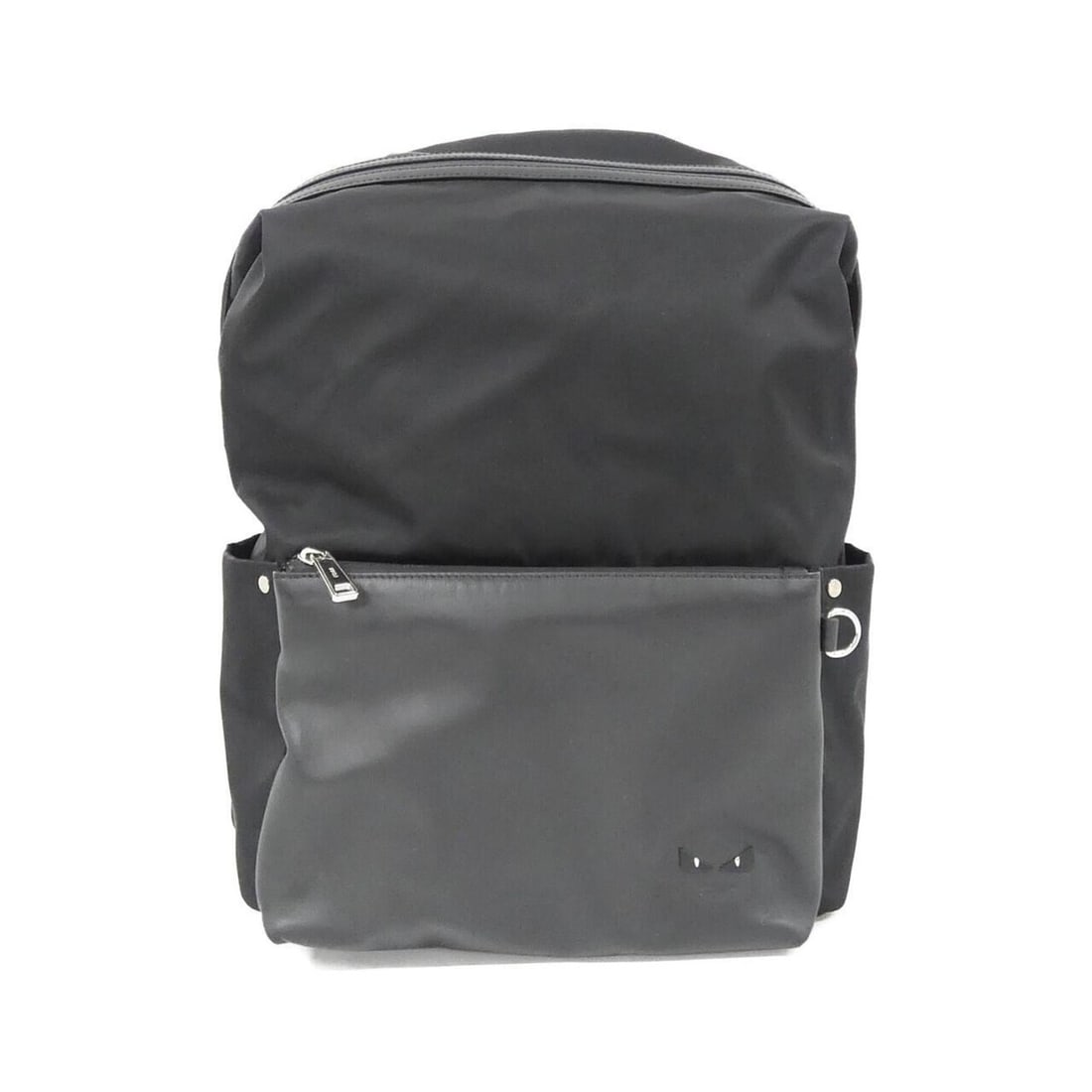 Fendi handbag BUGS 7VZ035 6OD backpack: --- Catalog ---Category: SizeSize (HxWxD): 41cm x 30cm x 14cm / 16.14'' x 11.81'' x 5.51''Category: DesignType: Backpack, HandbagColor: BlackGender: Men,WomenMaterial: Nylon , Leather Hardware Color: