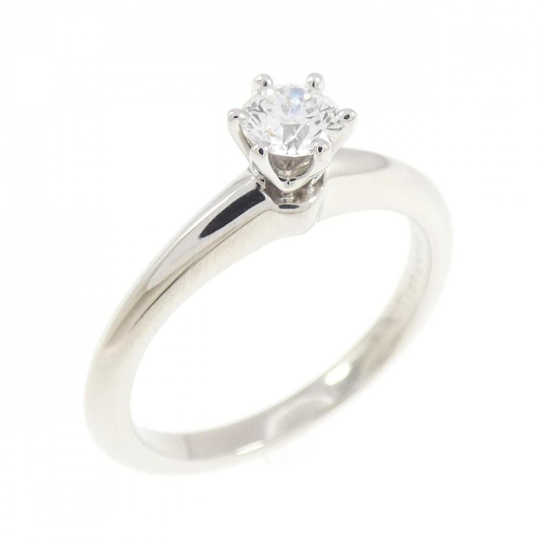 Tiffany Classic Solitaire Ring 0.24ct E VS1 3EXT: --- Catalog ---Category: SizeJP Size: 9.0US Size: 5Category: DesignType: Band ringStone: DiamondGender: WomenMaterial: Platinum 950Category: GeneralBrand: Tiffany--- Item List ---Section: