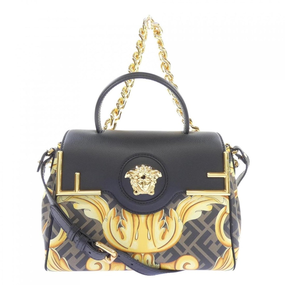 Fendi Versace handbag: --- Catalog ---Category: SizeSize (HxWxD): 21cm x 25cm x 9.5cm / 8.26'' x 9.84'' x 3.74''Category: DesignType: HandbagColor: Black, YellowGender: WomenMaterial: Leather Category: GeneralBrand: Fendi--