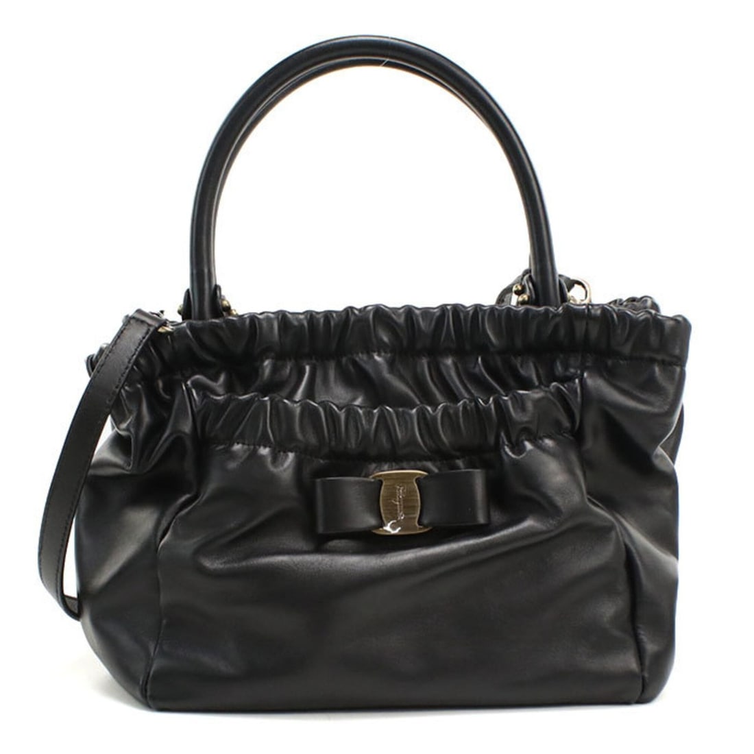 Salvatore Ferragamo FERRAGAMO Ferragamo Handbag 21 C793 2WAY Vera Ribbon Women's Black: --- Catalog ---Category: SizeSize (HxWxD): 20cm x 25cm x 14cm / 7.87'' x 9.84'' x 5.51''Category: DesignType: HandbagColor: BlackGender: WomenMaterial: Leather Hardware Color: GoldLeather/Fur Type: Ca