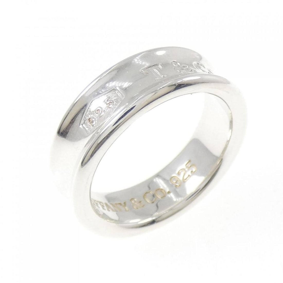 Tiffany & Co. 1837 Ring: --- Catalog ---Category: SizeJP Size: 16.5US Size: 8Category: DesignType: Band ringGender: WomenMaterial: Silver 925Category: GeneralBrand: Tiffany--- Item List ---Section: ConditionRanking: Rank A Us