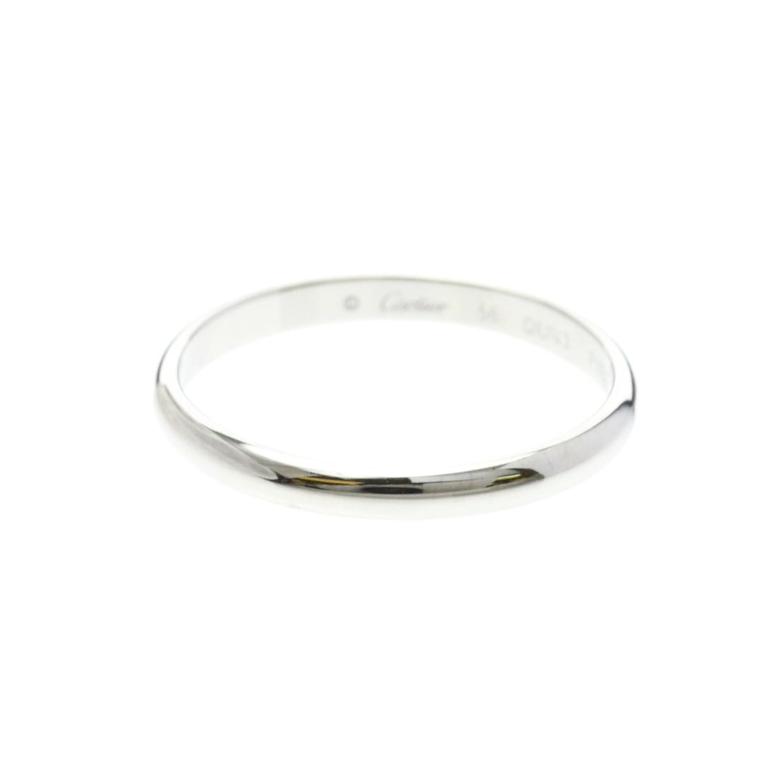Cartier 1895 Wedding Ring Platinum Fashion No Stone Band Ring Silver: --- Catalog ---Category: SizeWidth: 2.4mm / 0.09''Weight: 2.9g / 0.1oz.JP Size: 16US Size: 7 1/2Brand Size: 56Category: DesignType: Band ringColor: SilverMetal: PlatinumStone: No StoneStyle: FashionGe