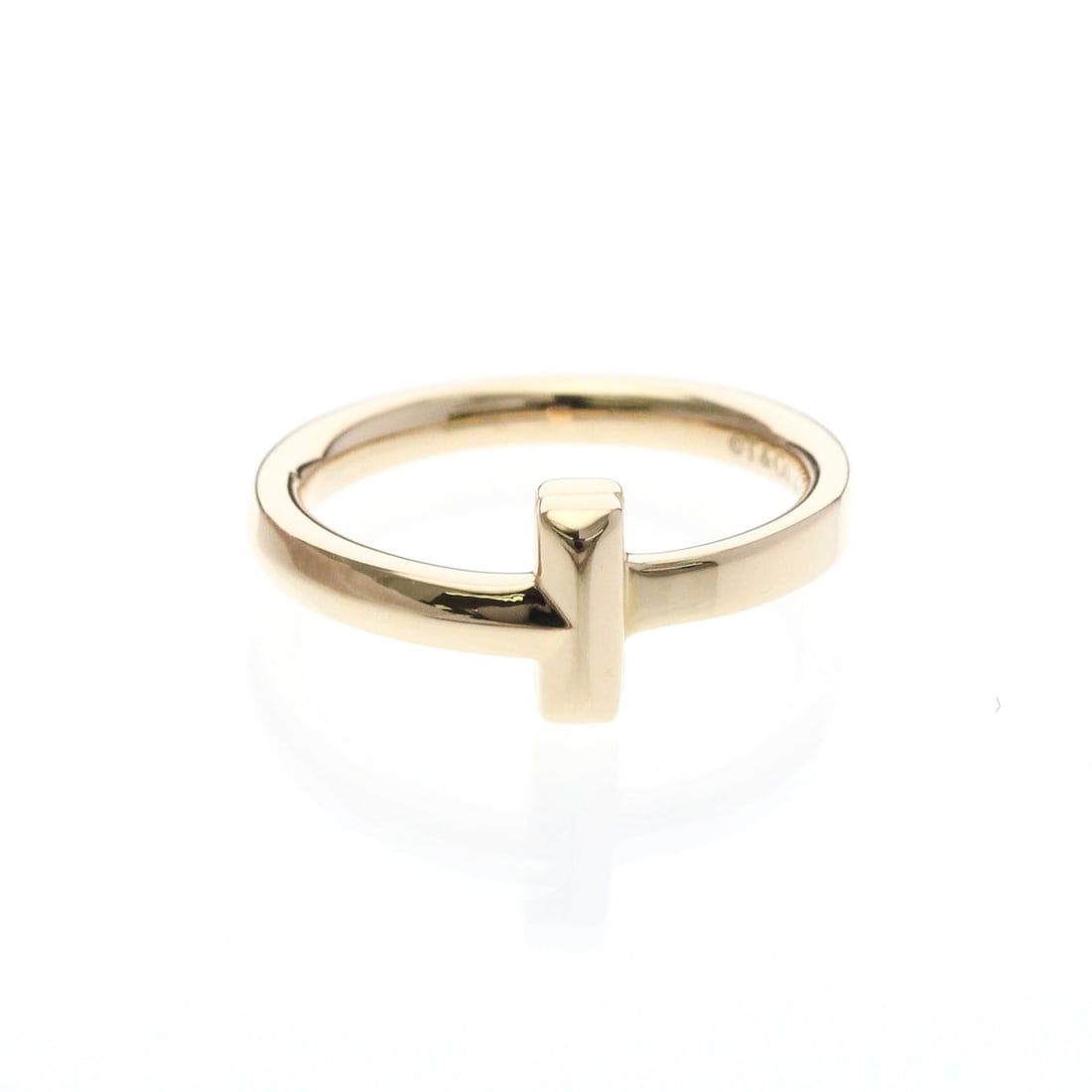 Tiffany T-One Narrow Ring Pink Gold (18K) Fashion No Stone Band Ring Pink Gold: --- Catalog ---Category: SizeWidth: 2.5mm / 0.1''Weight: 3.6g / 0.12oz.JP Size: 6US Size: 3.5Category: DesignType: Band ringColor: Pink goldMetal: GoldStone: No StoneStyle: FashionGender: Women,MenMat