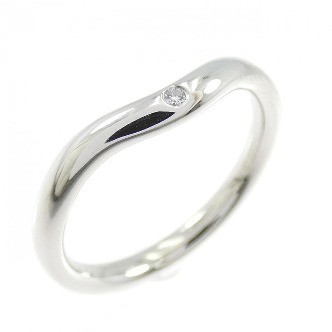 Tiffany & Co. Curved 1P Ring: --- Catalog ---Category: SizeJP Size: 6.5US Size: 3.5Category: DesignColor: SilverGender: WomenMaterial: Platinum 950Category: GeneralMPN: 60016820Brand: Tiffany--- Item List ---Section: