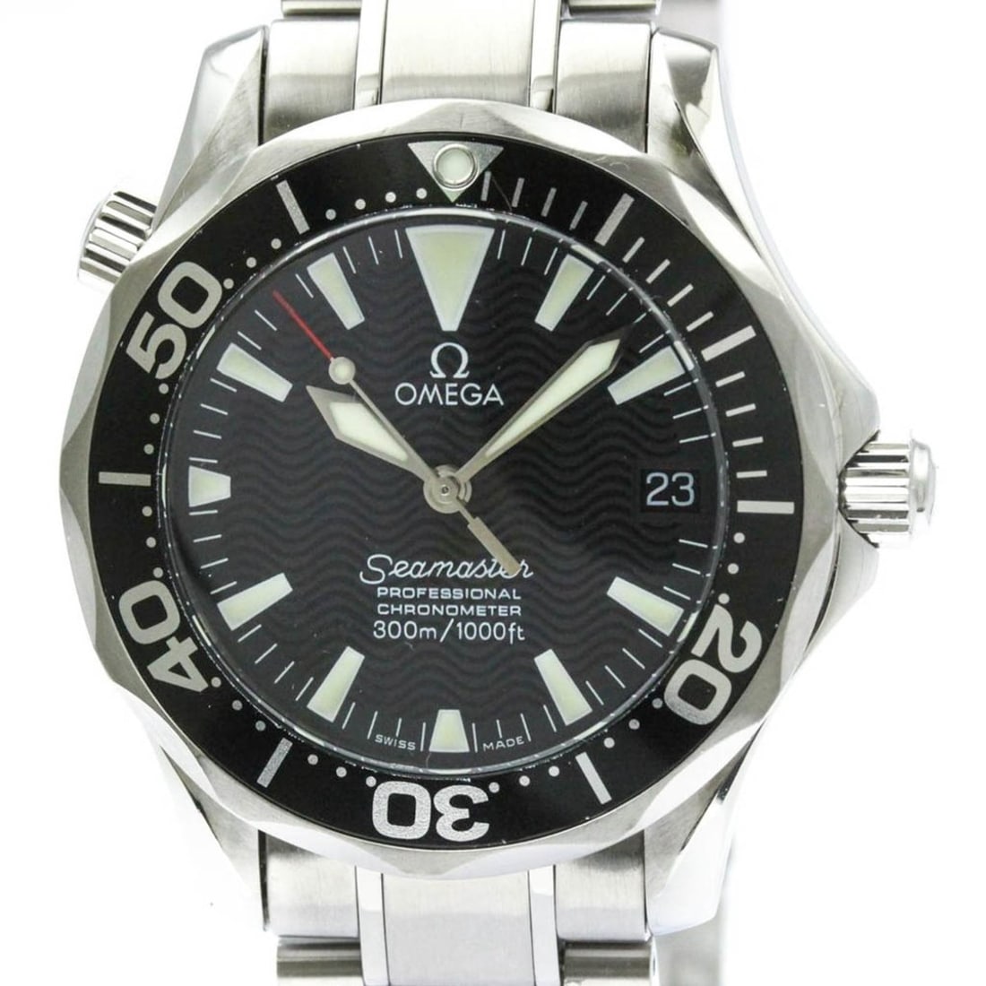 OMEGA Seamaster Professional 300M Steel Mid Size Watch 2252.50 Polished: --- Catalog ---Category: SizeCase Diameter: 36mm / 1.42''Category: DesignType: WristwatchStyle: SportGender: MenColor (Dial): BlackMaterial (Band): Stainless steelMaterial (Case): Stainless steelCateg