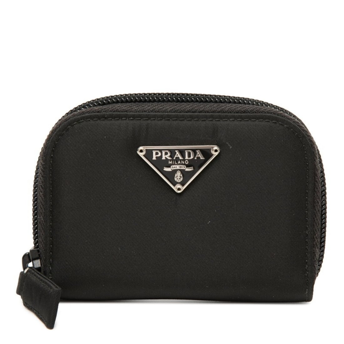 Prada Triangle Logo Plate Wallet/Coin Purse M268 Black Nylon Women's PRADA: --- Catalog ---Category: SizeSize (HxWxD): 7cm x 10cm x 1.5cm / 2.75'' x 3.93'' x 0.59''Category: DesignType: Coin purse/coin caseColor: BlackGender: WomenMaterial: Nylon Category: GeneralBrand: Prada