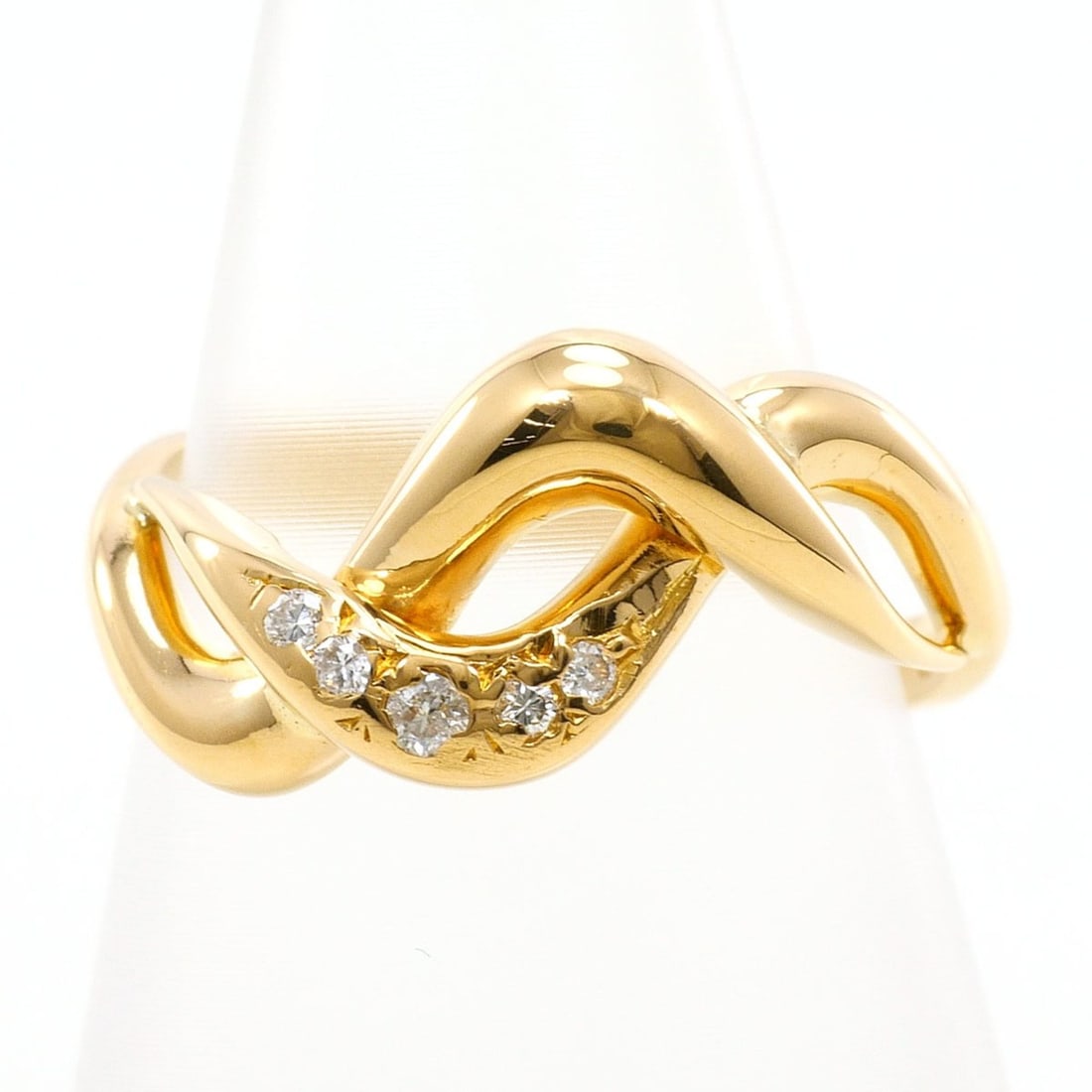 18K (18-karat) Yellow Gold Ring with 0.06ct Diamond, 4.3g Total Weight, Like New Condition,: --- Catalog ---Category: SizeWidth: 11mm / 0.43''Weight: 4.3g / 0.15oz.JP Size: 12US Size: 6.5Category: DesignType: Band ringColor: Yellow goldMetal: GoldStone: DiamondGender: WomenMaterial: Yellow go