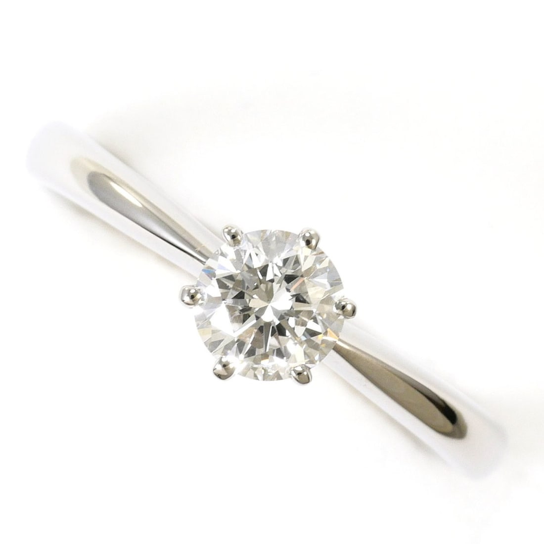 PT900 Platinum Ring, 1 Diamond, 0.445ct VS1 Clarity, Certified, Total Weight 3.4g, Like New (1 of 10)