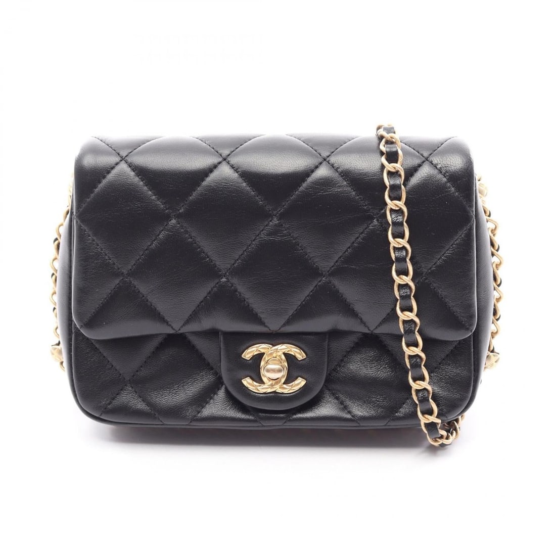 Chanel Matelassé Small Flap Shoulder Bag/Handbag, Lambskin Leather, Women's, Black: --- Catalog ---Category: SizeSize (HxWxD): 14cm x 18cm x 5.5cm / 5.51'' x 7.08'' x 2.16''Category: DesignType: Handbag, Shoulder bagColor: BlackGender: WomenMaterial: Leather Leather/Fur Type: Lambski