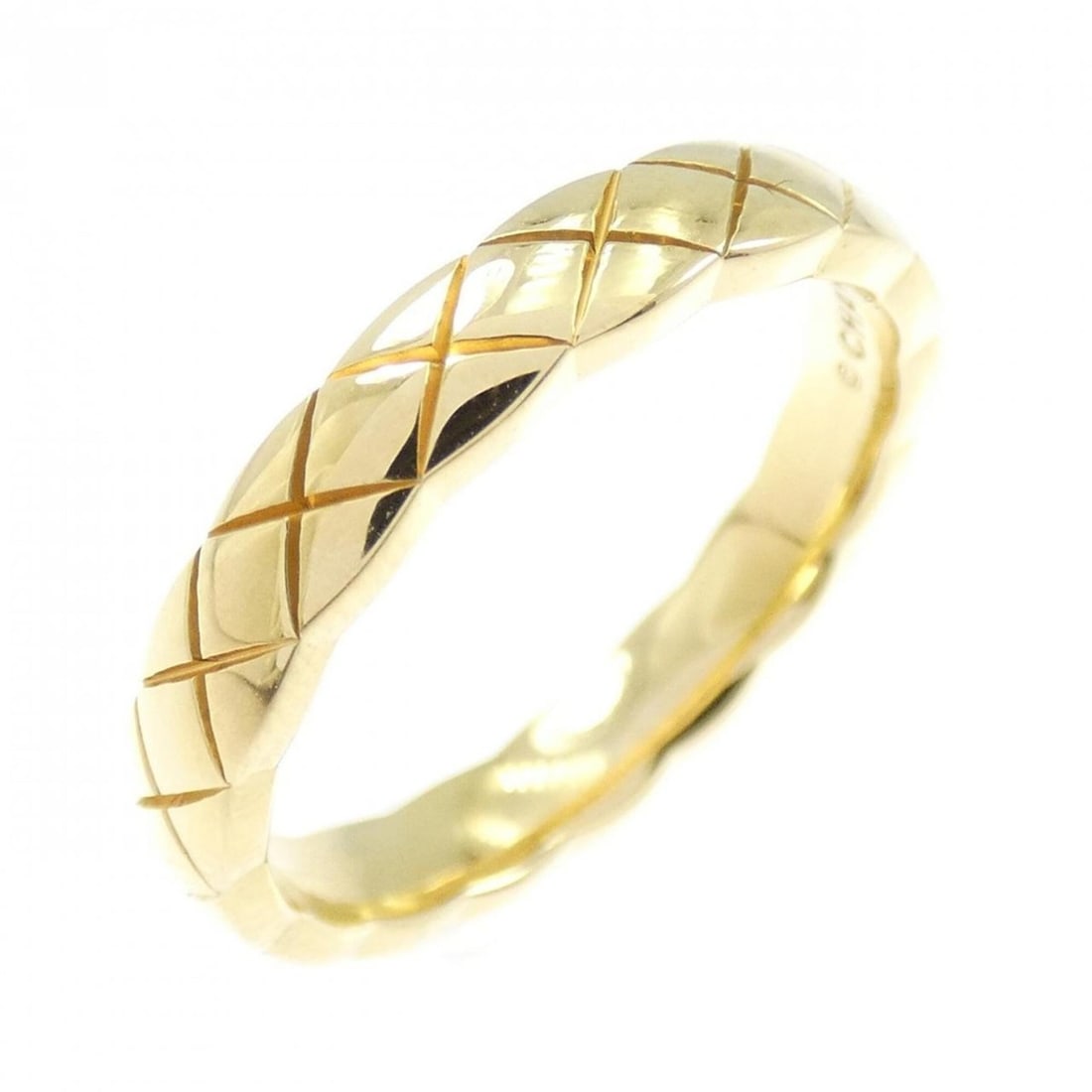 Chanel Coco Crush Mini Ring: --- Catalog ---Category: SizeJP Size: 9.5US Size: 5Category: DesignType: Band ringGender: WomenMaterial: Yellow gold (18K)Category: GeneralBrand: Chanel--- Item List ---Section: ConditionRanking: