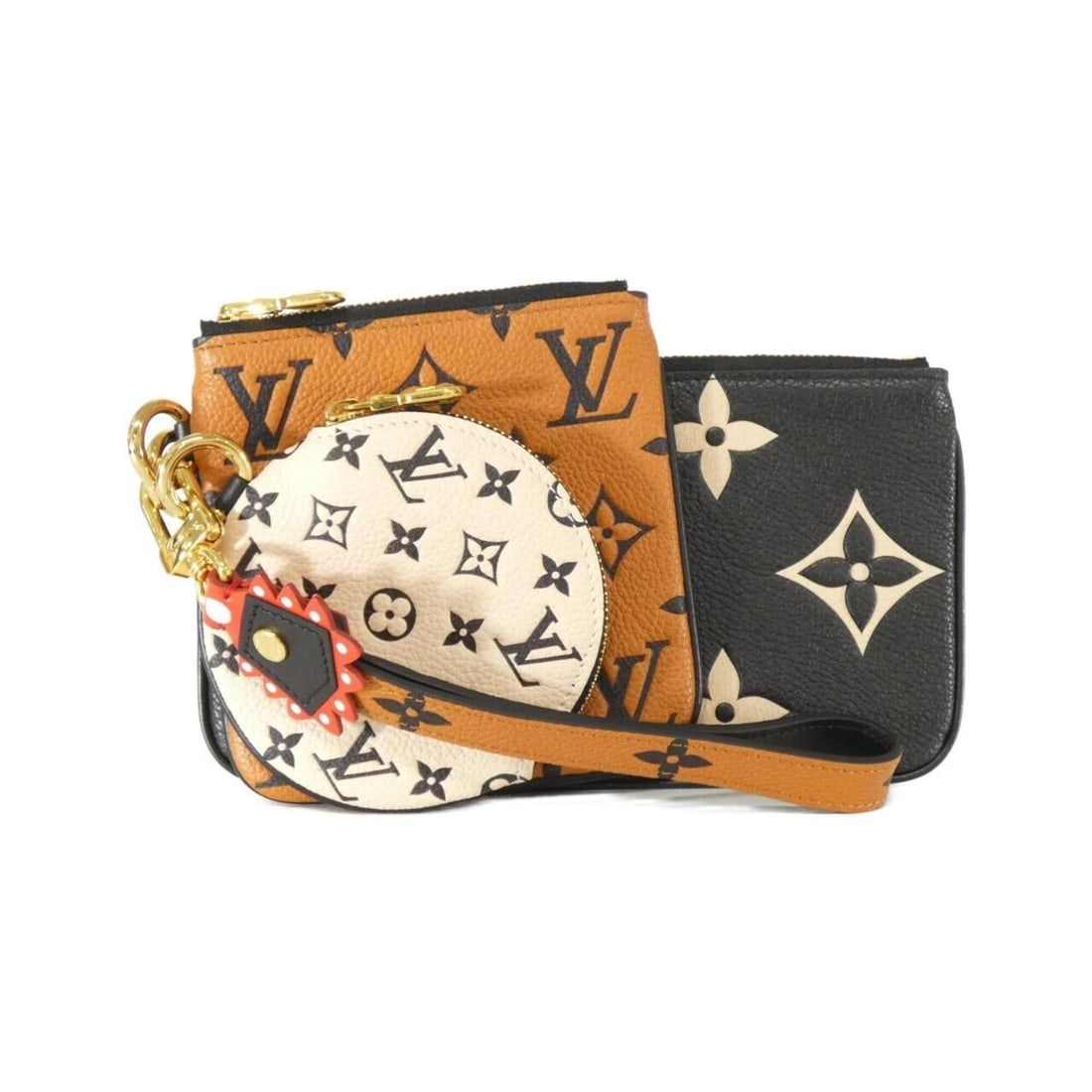 Louis Vuitton LV Crafty Pochette Trio M69516 Handbag Pouch: --- Catalog ---Category: SizeSize (HxWxD): 11cm x 19.5cm x 1cm / 4.33'' x 7.67'' x 0.39''Category: DesignType: Pochette, PouchColor: BlackGender: Men,WomenMaterial: Leather Hardware Color: