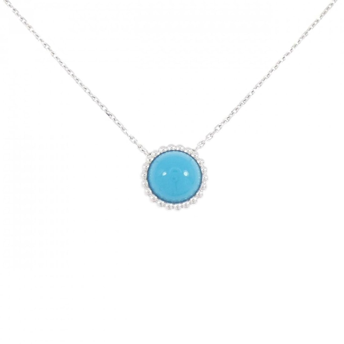 Van Cleef & Arpels Perlee Couleur Necklace: --- Catalog ---Category: SizePendant Size: 13.1mm x 13.1mm / 0.51'' x 0.51''Neck Circumference: 38 cm - 42 cm / 14.96'' - 16.53''Category: DesignColor: White goldStone: TurquoiseGender: