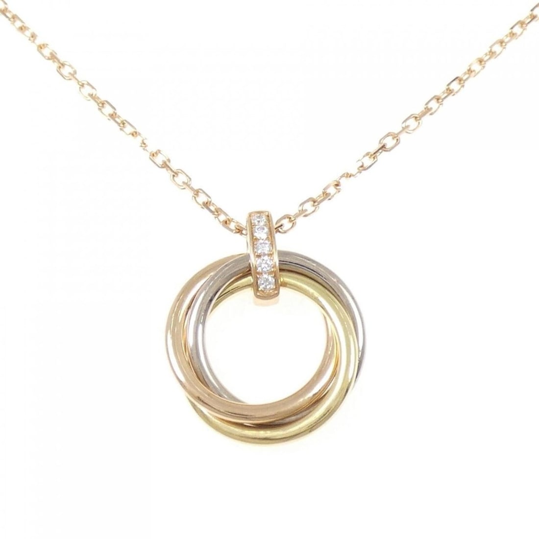 Cartier Trinity Necklace: --- Catalog ---Category: SizePendant Size: 22.2mm x 18.9mm / 0.87'' x 0.74''Neck Circumference: 42 cm / 16.53''Category: DesignColor: Pink gold, White gold, Yellow goldStone: DiamondGender: WomenMater