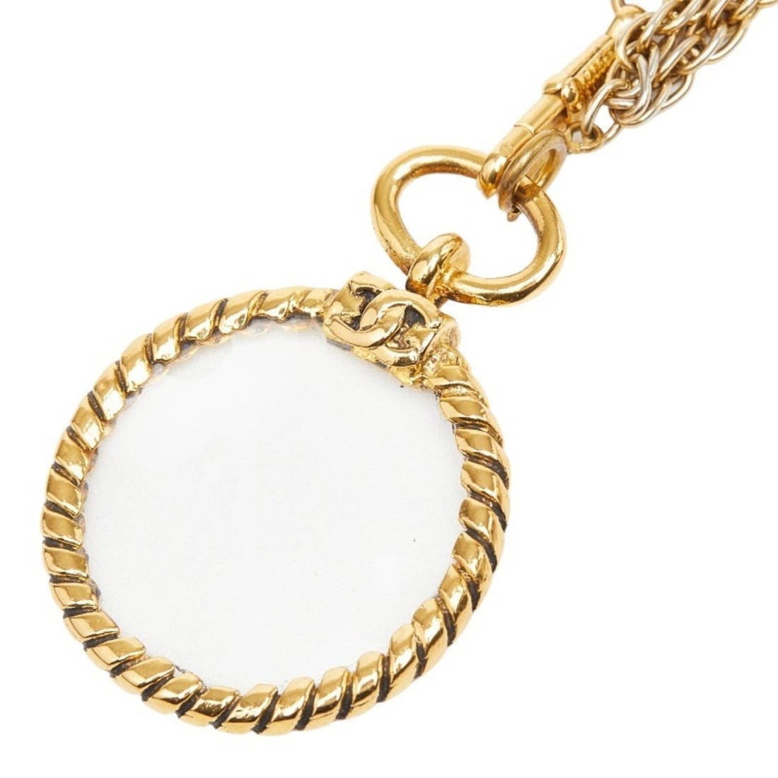 Chanel Coco Mark Chain Magnifying Glass Necklace Gold Plated GP Women's CHANEL: --- Catalog ---Category: SizePendant Size: 57.9mm x 41.6mm / 2.27'' x 1.63''Neck Circumference: 98 cm / 38.58''Category: DesignColor: GoldGender: WomenMaterial: GlassNecklace Type: NecklaceCategory: