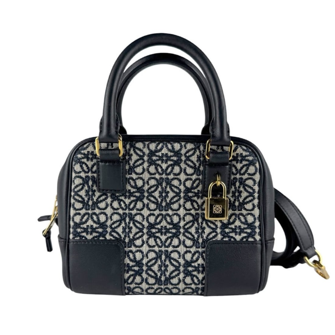 Loewe Amazona 19 Handbag/Shoulder Bag, Leather, Jacquard Canvas, Navy, Black, Gold, Women's, z9905: --- Catalog ---Category: SizeSize (HxWxD): 13cm x 16cm x 8cm / 5.11'' x 6.29'' x 3.14''Category: DesignType: Handbag, Shoulder bagColor: Black, NavyGender: WomenMaterial: Leather , Jacquard Category: 