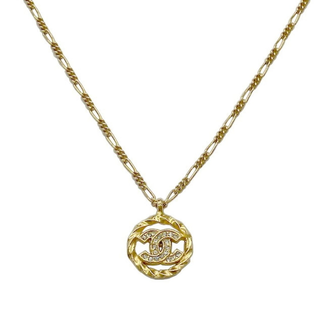 CHANEL Coco Mark Round Necklace 1982 Rhinestone Gold Color Women's: --- Catalog ---Category: SizePendant Size: 21mm x 17mm / 0.82'' x 0.66''Neck Circumference: 39 cm / 15.35''Category: DesignColor: GoldStone: RhinestoneGender: WomenMaterial: MetalNecklace Type: Neckla