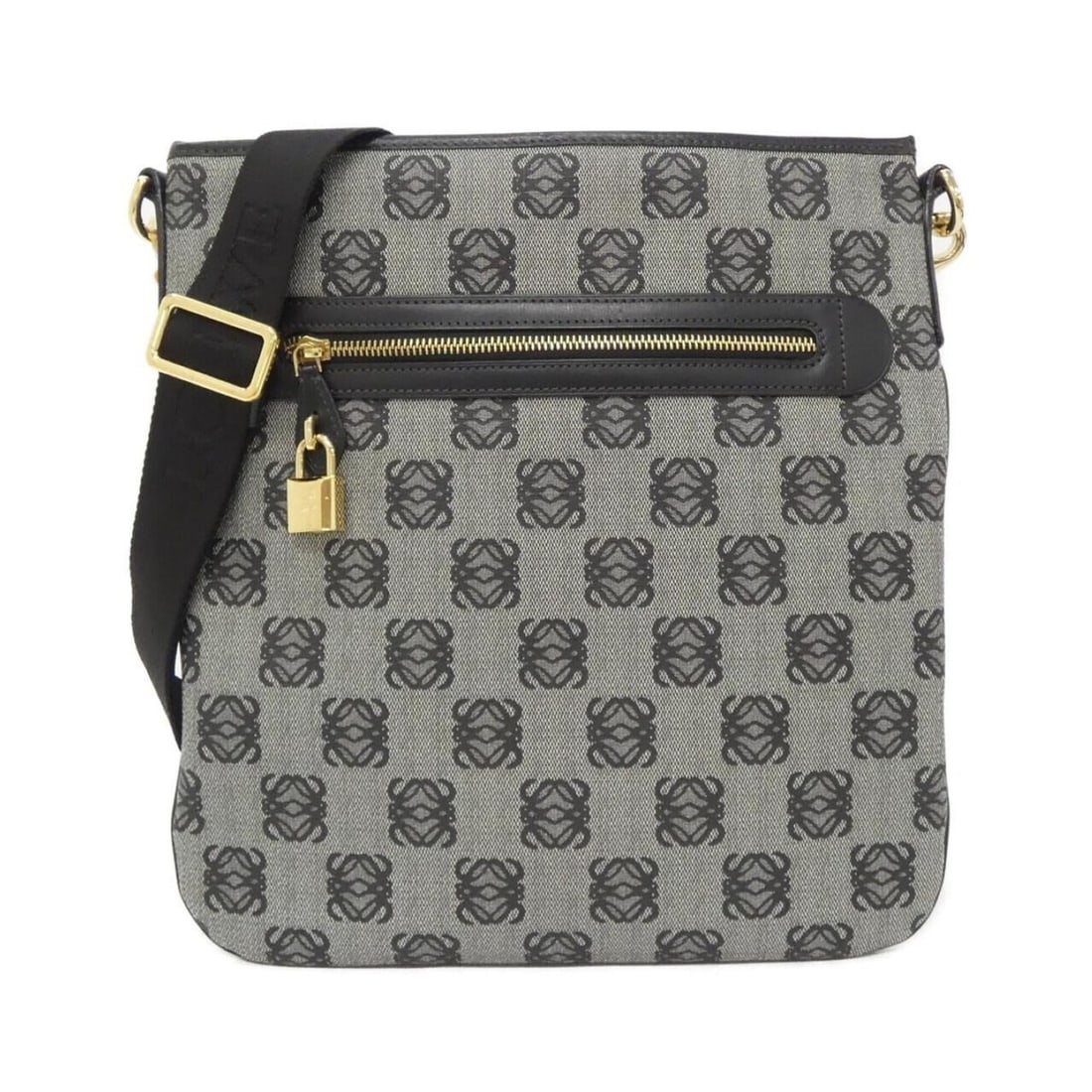 Loewe 345 80 C15 Shoulder Bag: --- Catalog ---Category: SizeSize (HxWxD): 32cm x 30cm x 2cm / 12.59'' x 11.81'' x 0.78''Category: DesignType: Shoulder bagColor: BlackGender: WomenMaterial: Coated canvas Category: GeneralBrand: