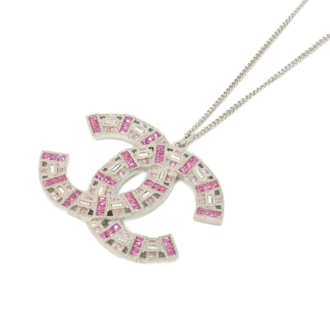 Chanel necklace: --- Catalog ---Category: SizePendant Size: 48mm x 53mm / 1.88'' x 2.08''Neck Circumference: 42 cm - 60 cm / 16.53'' - 23.62''Category: DesignColor: PinkGender: WomenNecklace Type: NecklaceCategory:
