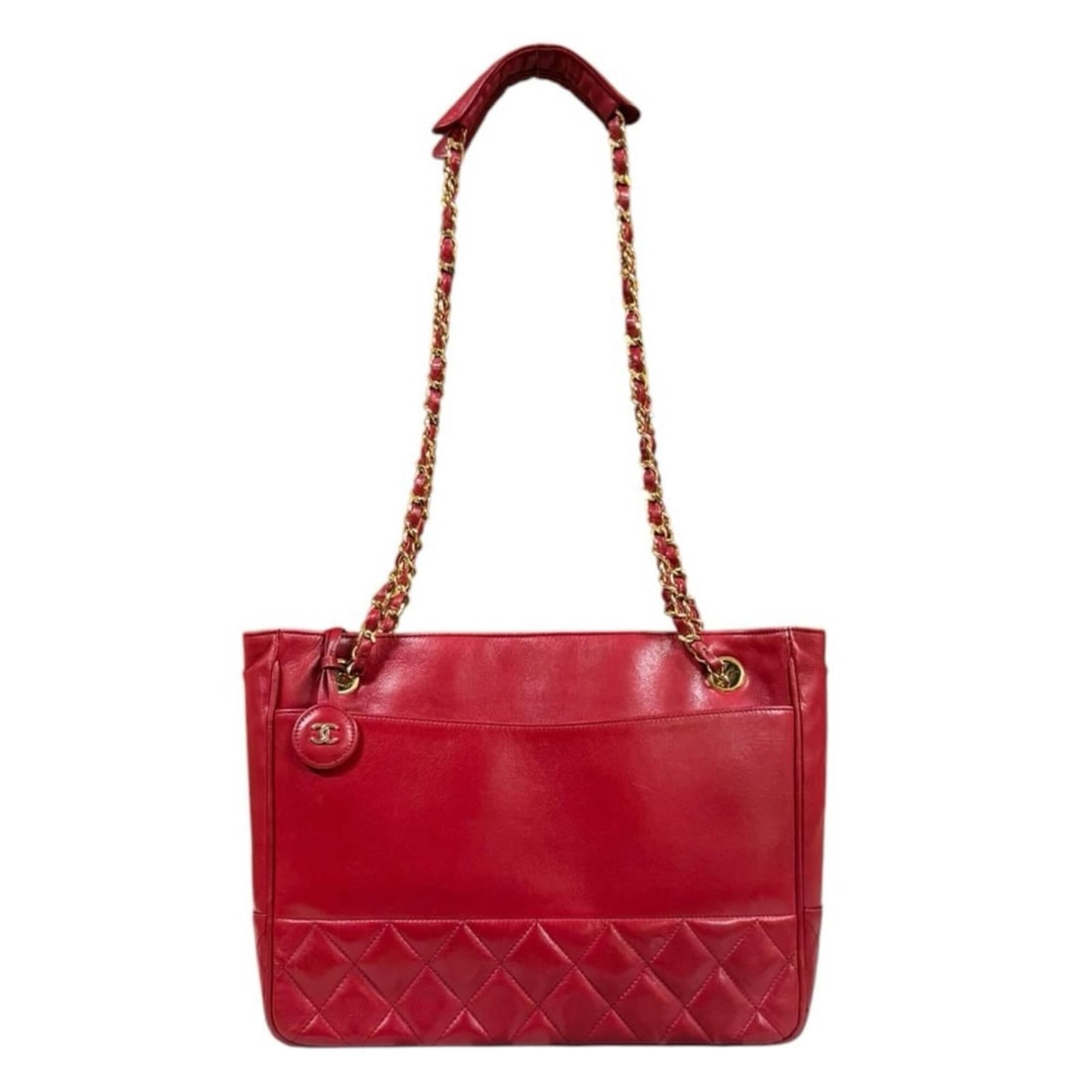 Chanel Matelassé Shoulder Bag, Leather, Red, Women's, CHANEL Double Chain: --- Catalog ---Category: SizeSize (HxWxD): 21cm x 28cm x 6.5cm / 8.26'' x 11.02'' x 2.55''Category: DesignType: Shoulder bagColor: Red colorGender: WomenMaterial: Leather Category: GeneralBrand: Chane
