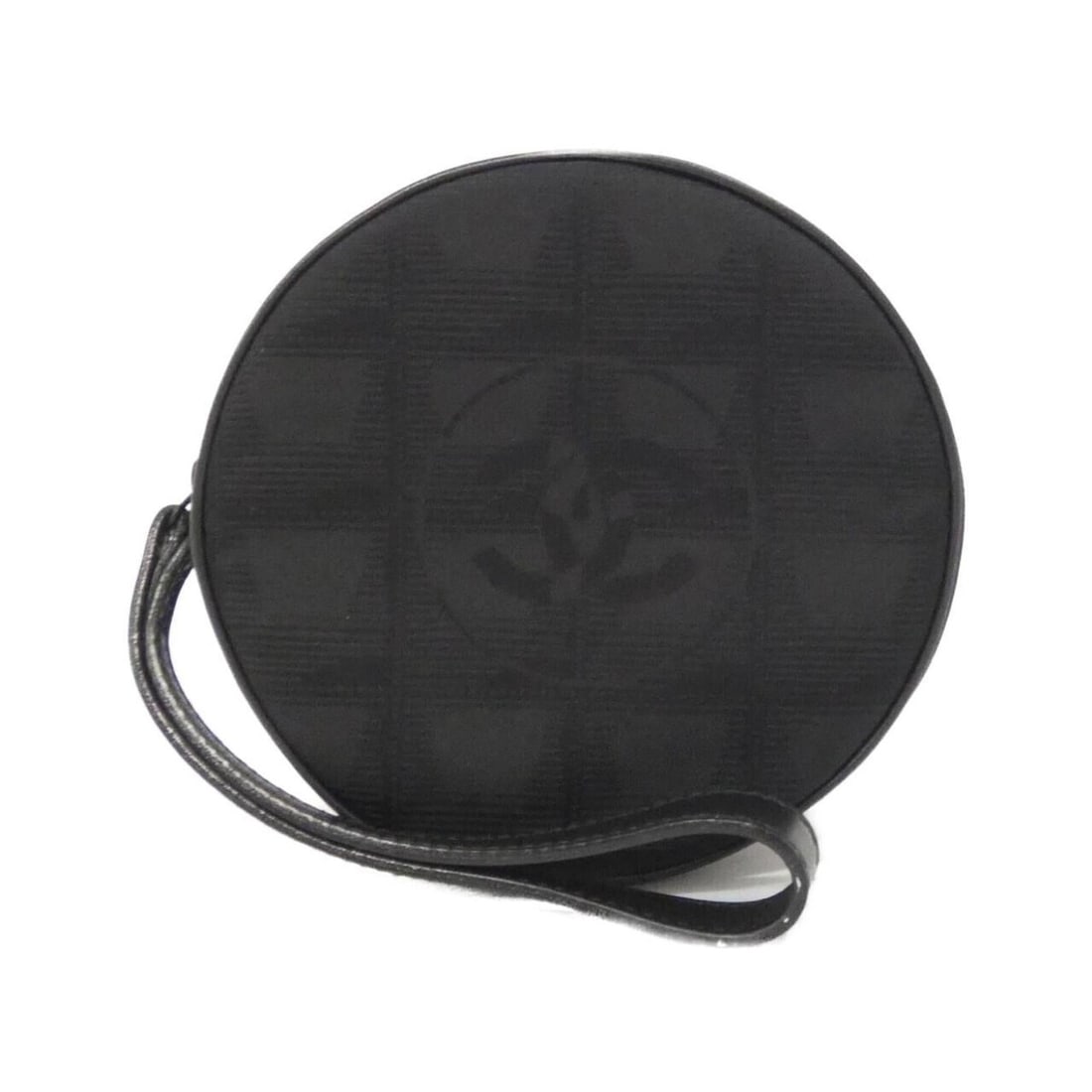 Chanel Travel Line 17682 Handbag Pouch: --- Catalog ---Category: SizeSize (HxWxD): 12cm x 12.5cm x 4.5cm / 4.72'' x 4.92'' x 1.77''Category: DesignType: Handbag, PouchColor: BlackGender: Men,WomenMaterial: Nylon Category: GeneralMPN: