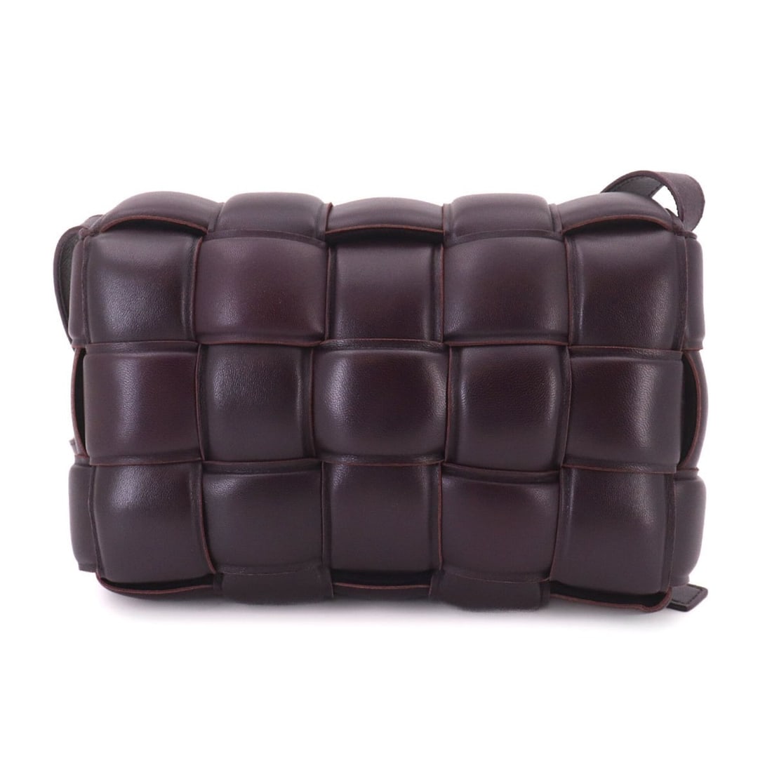Bottega Veneta Intrecciato Padded Cassette Shoulder Handbag Leather Purple 591970: --- Catalog ---Category: SizeSize (HxWxD): 17cm x 25cm x 6.5cm / 6.69'' x 9.84'' x 2.55''Category: DesignType: Handbag, Shoulder bagColor: PurpleGender: WomenMaterial: Intrecciato Category: GeneralMPN