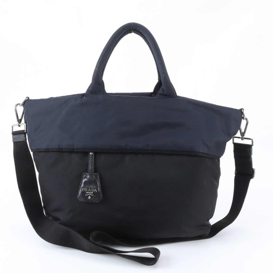 Prada Reversible Tessuto Nylon Leather 2-Way Shoulder Bag Tote Black Women's: --- Catalog ---Category: SizeSize (HxWxD): 28cm x 31cm x 16cm / 11.02'' x 12.2'' x 6.29''Category: DesignType: Shoulder bagColor: Black, Navy, WhiteGender: WomenMaterial: Nylon , Leather Category: Gen