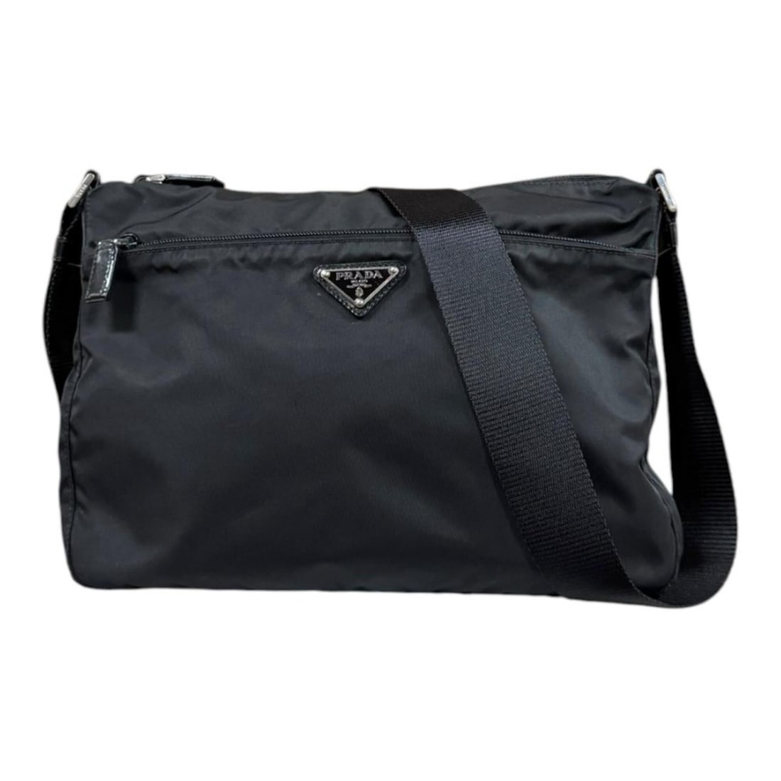 Prada Shoulder Bag, Nylon BT0421, Black, Men's & Women's, PRADA: --- Catalog ---Category: SizeSize (HxWxD): 24cm x 31cm x 7cm / 9.44'' x 12.2'' x 2.75''Category: DesignType: Shoulder bagColor: Black, NeroGender: Men,WomenMaterial: Nylon Category: GeneralMPN: BT0421