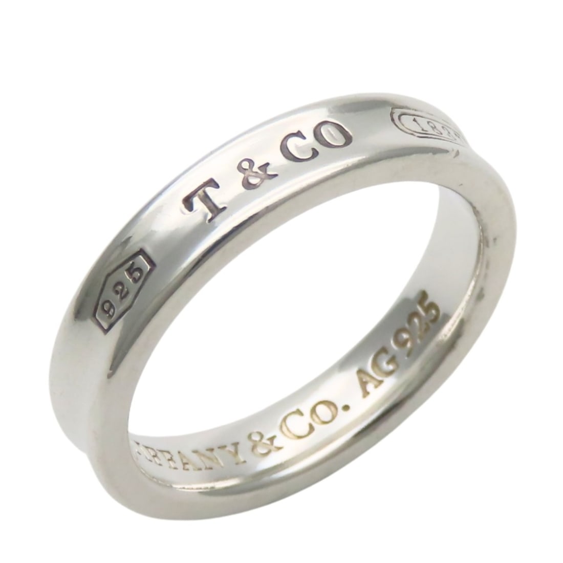 Tiffany & Co. 1837 Narrow Ring, SV925 Silver, Women's.: --- Catalog ---Category: SizeWidth: 3.8mm / 0.15''Weight: 4g / 0.14oz.JP Size: 11US Size: 6Category: DesignType: Band ringColor: SilverGender: WomenMaterial: Silver 925Category: GeneralBrand: Tiffany-