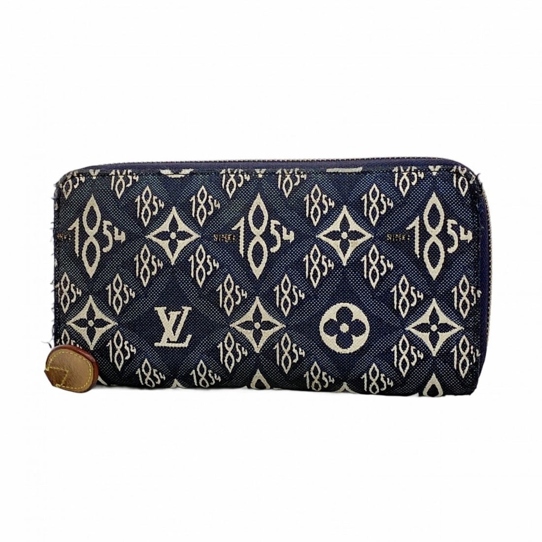 Louis Vuitton Monogram Jacquard Long Wallet Since 1854 Zippy M80212 Blue Women's: --- Catalog ---Category: SizeSize (HxWxD): 10.5cm x 19.5cm x 2cm / 4.13'' x 7.67'' x 0.78''Category: DesignType: Long wallet (bi-fold)Color: BlueGender: WomenCategory: GeneralMPN: M80212Brand: Louis V