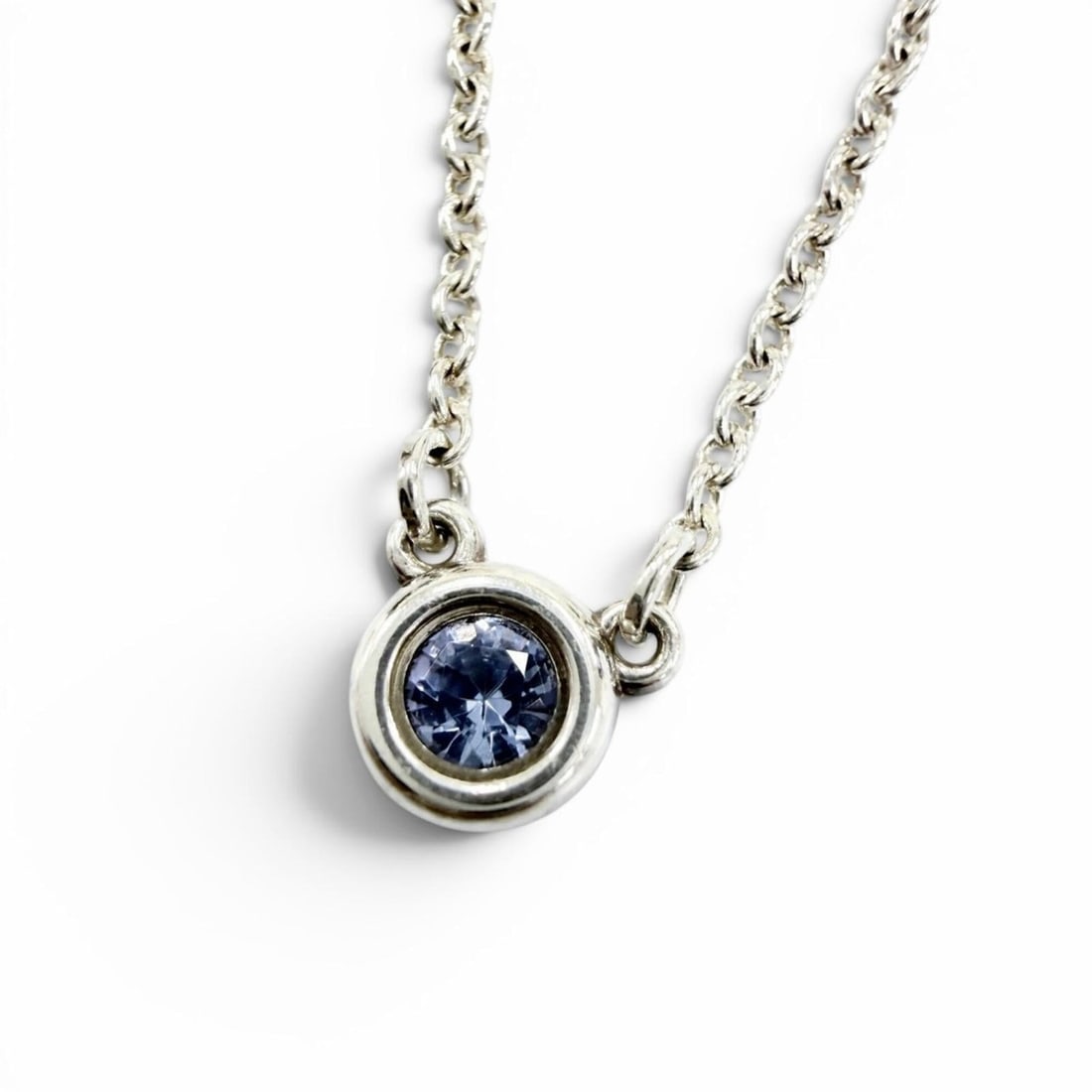 TIFFANY&Co. Tiffany & Co. Elsa Peretti Color by the Yard Tanzanite Pendant AG925 Necklace Silver: --- Catalog ---Category: SizePendant Size: 4mm / 0.15''Neck Circumference: 41.5 cm / 16.33''Category: DesignColor: Blue, SilverStone: TanzaniteGender: WomenMaterial: Silver 925Necklace Type: NecklaceC