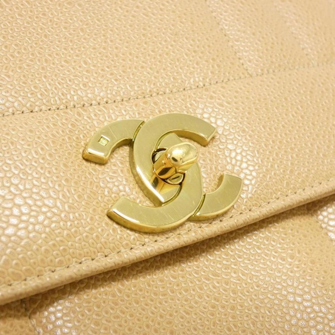 Chanel handbag - 4