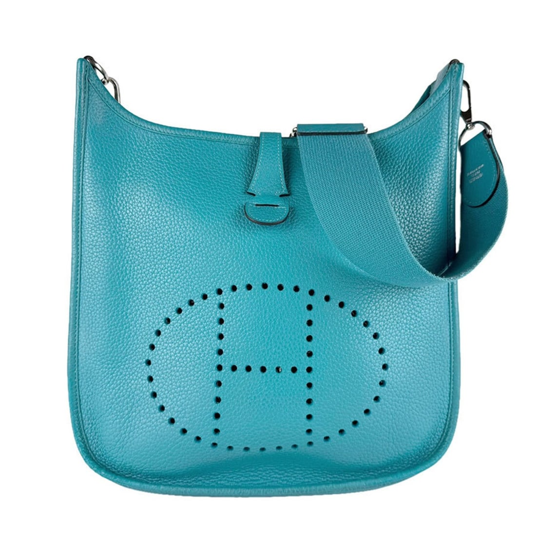Hermes HERMES Shoulder Bag Evelyne 3 PM Leather Blue Silver Men's Women's z9726: --- Catalog ---Category: SizeSize (HxWxD): 28cm x 28cm x 9cm / 11.02'' x 11.02'' x 3.54''Category: DesignType: Shoulder bagColor: BlueGender: Men,WomenMaterial: Leather Category: GeneralBrand: HermesC