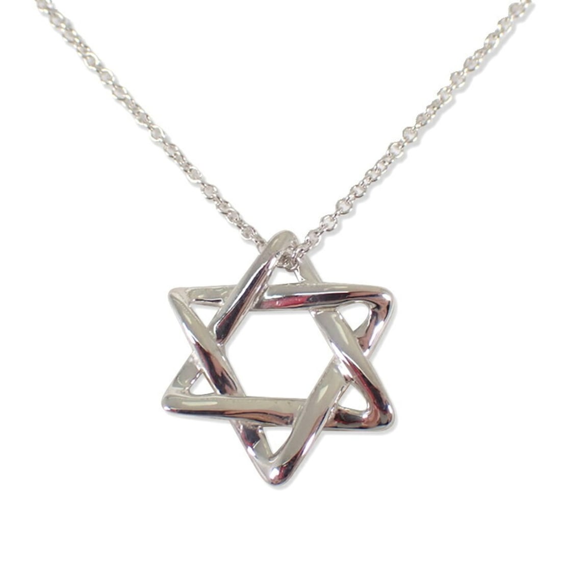 TIFFANY & Co. 925 Star of David Pendant Necklace: --- Catalog ---Category: SizePendant Size: 17.5mm x 17.5mm / 0.68'' x 0.68''Neck Circumference: 42.5 cm / 16.73''Category: DesignGender: WomenMaterial: Sterling silver 925Necklace Type: Pendant