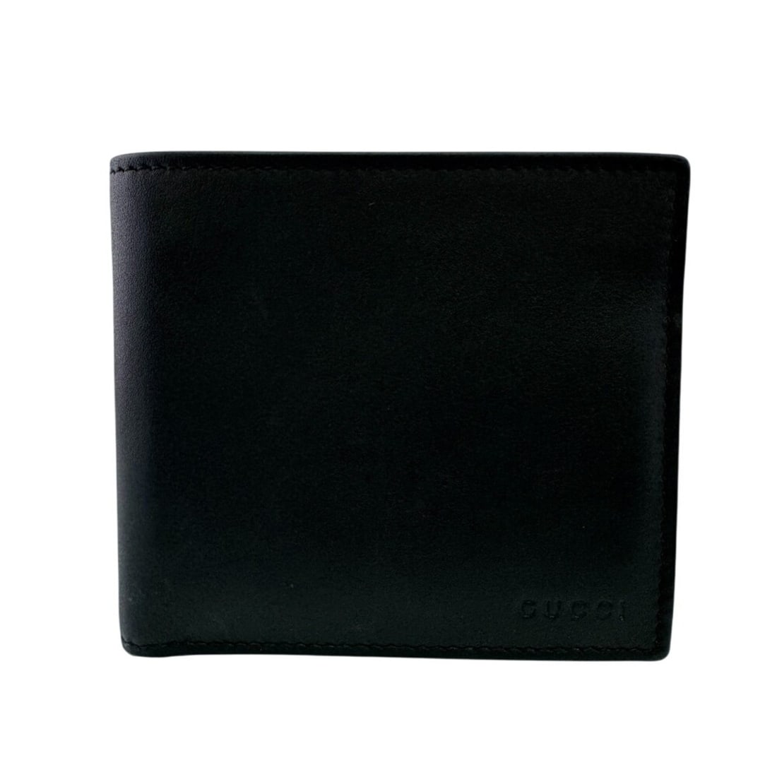 GUCCI 818946 Compact Wallet, Logo GG Emblem, Bi-fold Black: --- Catalog ---Category: SizeSize (HxWxD): 9.5cm x 10.5cm / 3.74'' x 4.13''Category: DesignType: Wallet (bi-fold)Color: Black, GrayGender: MenMaterial: Leather , PVC Category: GeneralMPN: 818946Brand: