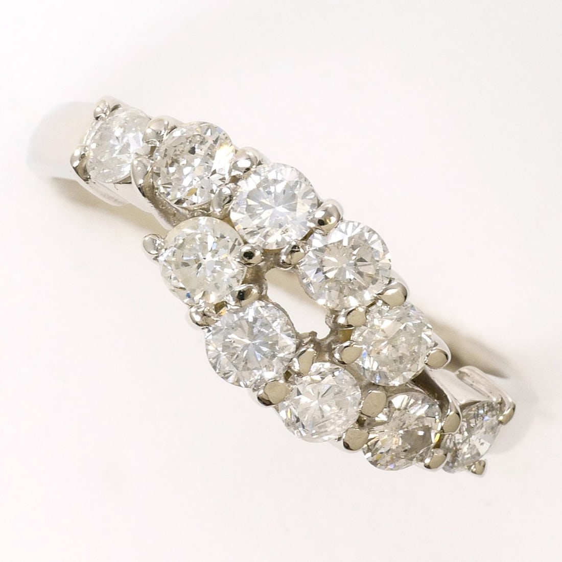 PT900 Platinum Ring, 1 Diamond (1.00ct), with Appraisal Certificate, Total Weight 4.2g, Like New (1 of 8)