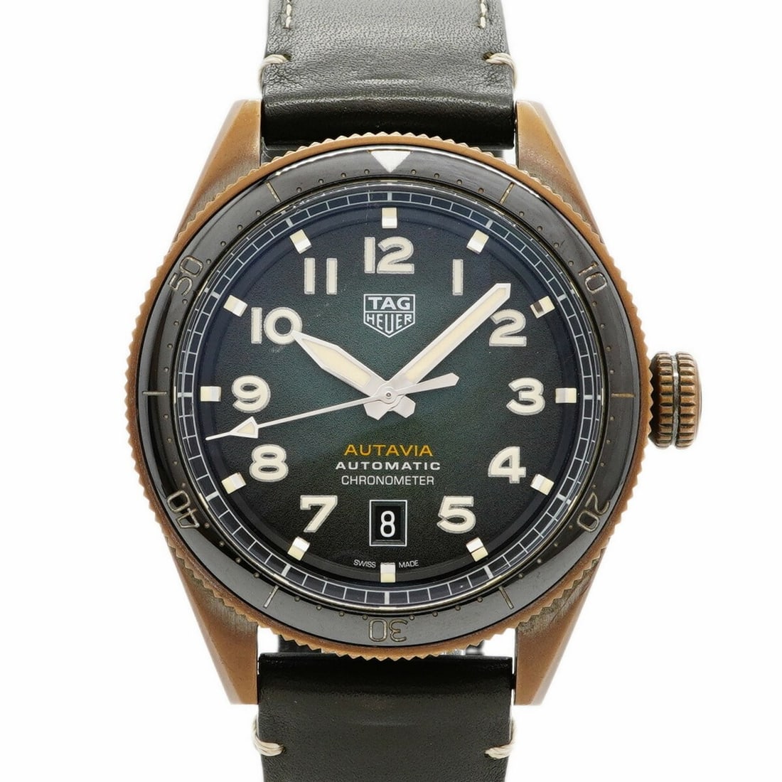 TAG Heuer Autavia WBE5190 Green Dial Men's Watch: --- Catalog ---Category: SizeWrist Size: 20.5cm / 8.07''Case Diameter: 42mm / 1.65''Category: DesignType: WristwatchGender: MenColor (Dial): GreenMaterial (Band): LeatherCategory: GeneralMPN: WBE5190B