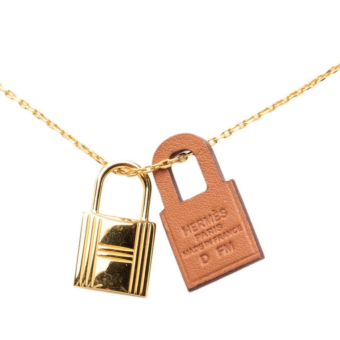 Hermes O'Kelly PM Chain Pendant Necklace, D Stamp, 2019, Brown Gold Leather Plated, Women's.: --- Catalog ---Category: SizePendant Size: 26.3mm x 14.8mm / 1.03'' x 0.58''Neck Circumference: 50 cm / 19.68''Category: DesignColor: Brown, GoldGender: WomenMaterial: Gold plating, LeatherNecklace Ty
