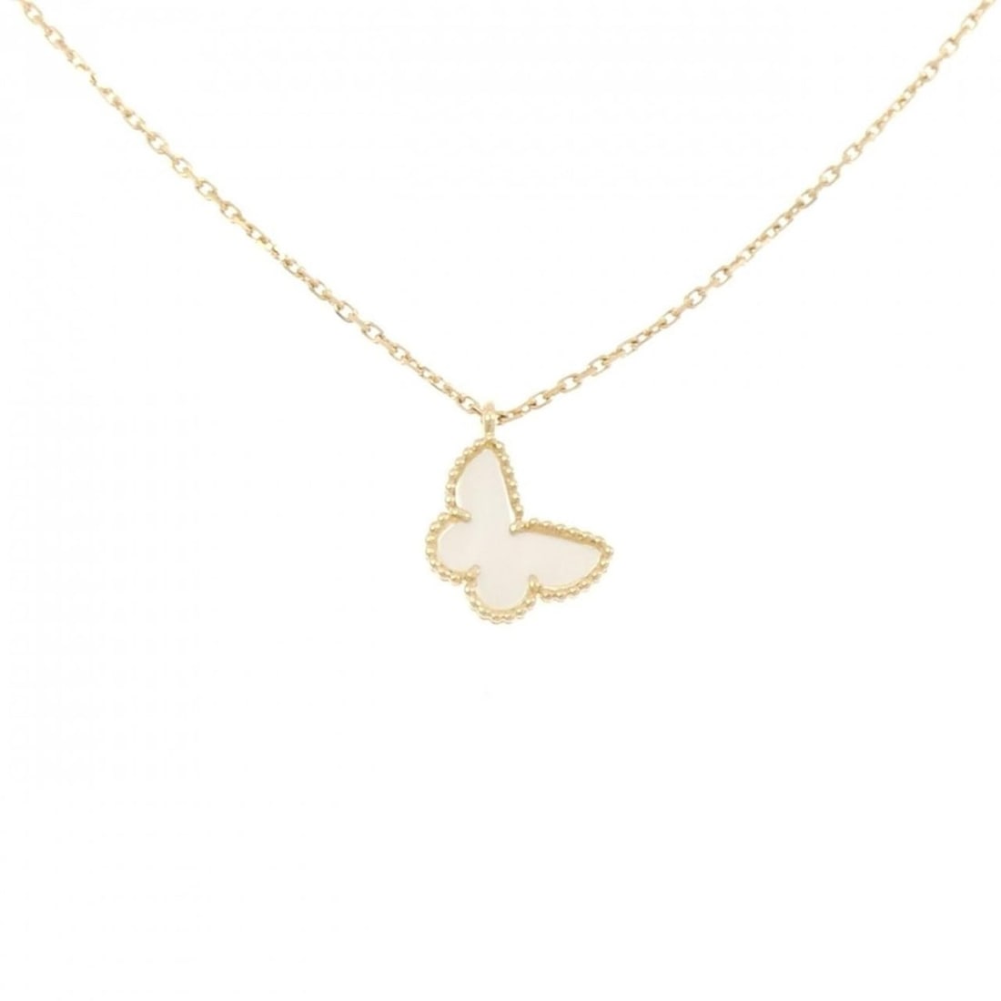 Van Cleef & Arpels Sweet Alhambra Necklace: --- Catalog ---Category: SizePendant Size: 13.1mm x 10.7mm / 0.51'' x 0.42''Neck Circumference: 38 cm - 40 cm / 14.96'' - 15.74''Category: DesignGender: WomenMaterial: Yellow gold (18K)Pendant Type: