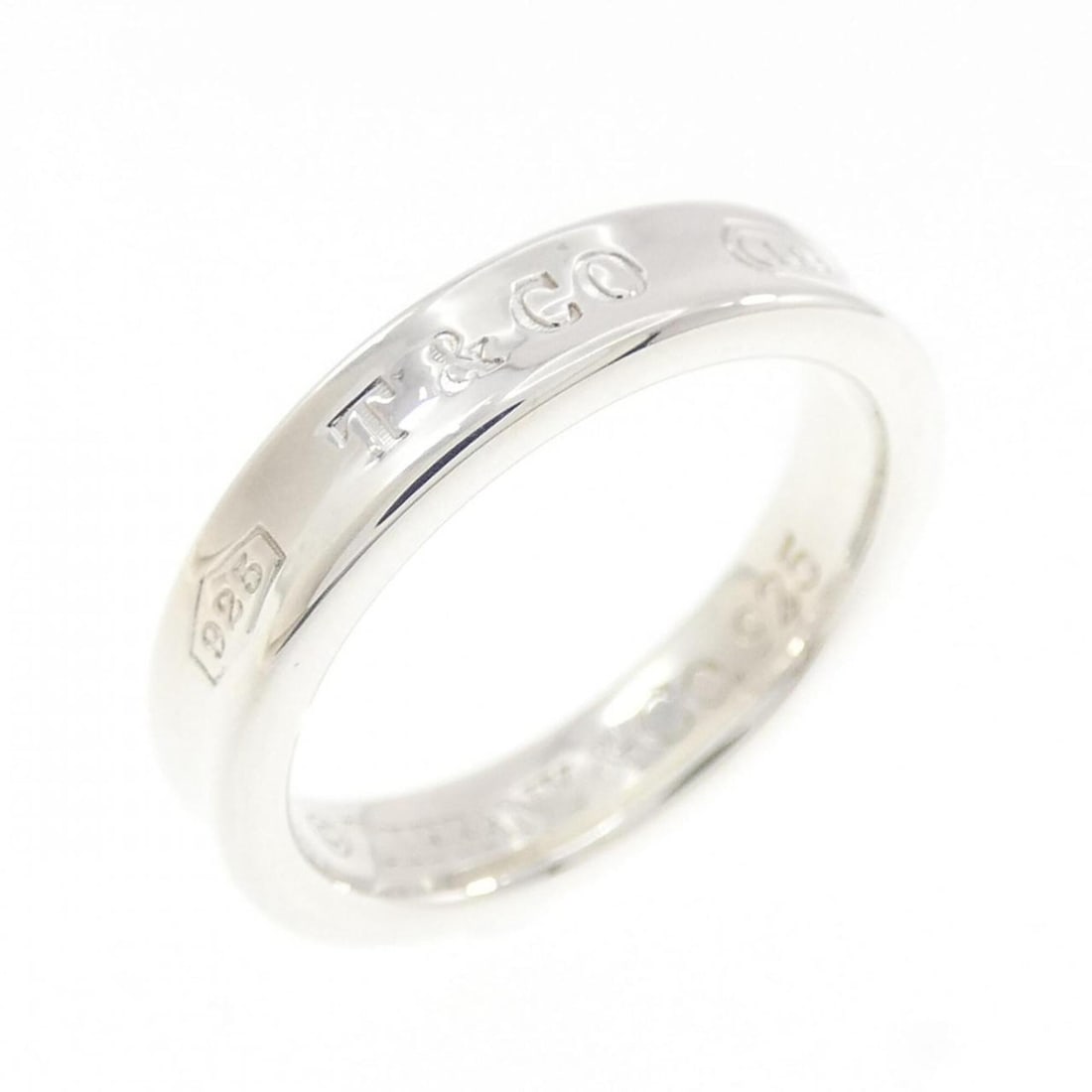 Tiffany & Co. 1837 Narrow Ring: --- Catalog ---Category: SizeJP Size: 9.0US Size: 5Category: DesignType: Band ringGender: WomenMaterial: Silver 925Category: GeneralMPN: 60126372Brand: Tiffany--- Item List ---Section: