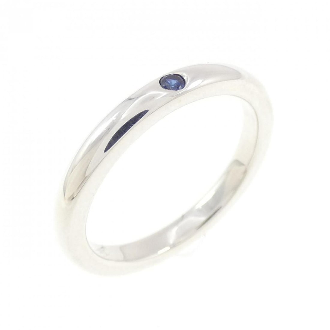 Tiffany Band Ring: --- Catalog ---Category: SizeJP Size: 8.0US Size: 4.5Category: DesignType: Band ringStone: SapphireGender: WomenMaterial: Silver 925Category: GeneralBrand: Tiffany--- Item List ---Section: