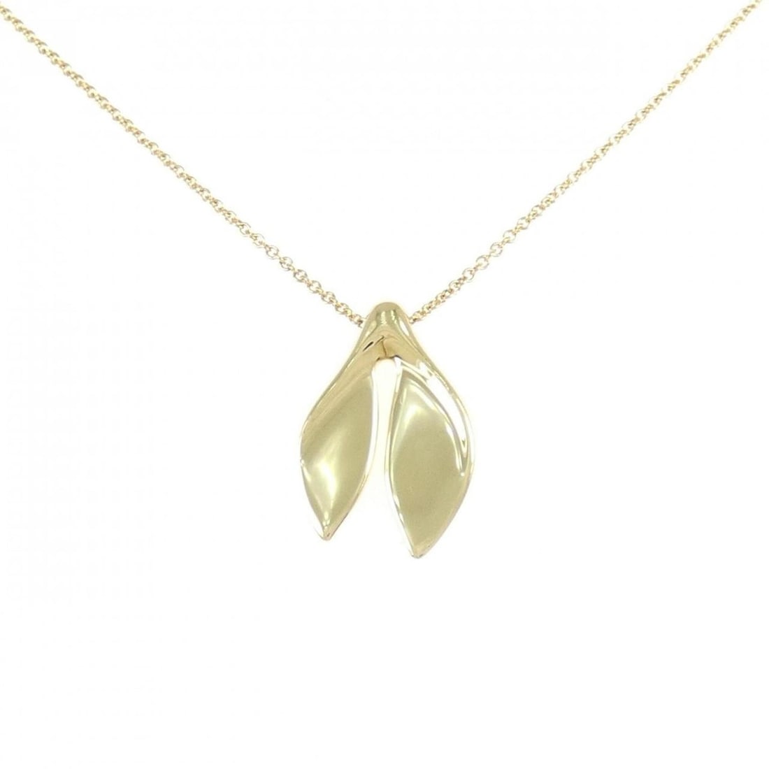 Tiffany & Co. 750YG Necklace: --- Catalog ---Category: SizePendant Size: 20.6mm x 14mm / 0.81'' x 0.55''Neck Circumference: 38 cm / 14.96''Category: DesignGender: WomenMaterial: Yellow gold (18K)Pendant Type: PendantNecklace