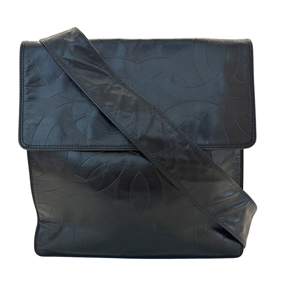 Chanel handbag, Coco Mark, women's brand shoulder bag, lambskin, black.: --- Catalog ---Category: SizeSize (HxWxD): 28cm x 27.5cm x 7cm / 11.02'' x 10.82'' x 2.75''Category: DesignType: Shoulder bagColor: BlackGender: WomenMaterial: Leather Leather/Fur Type: LambskinCatego