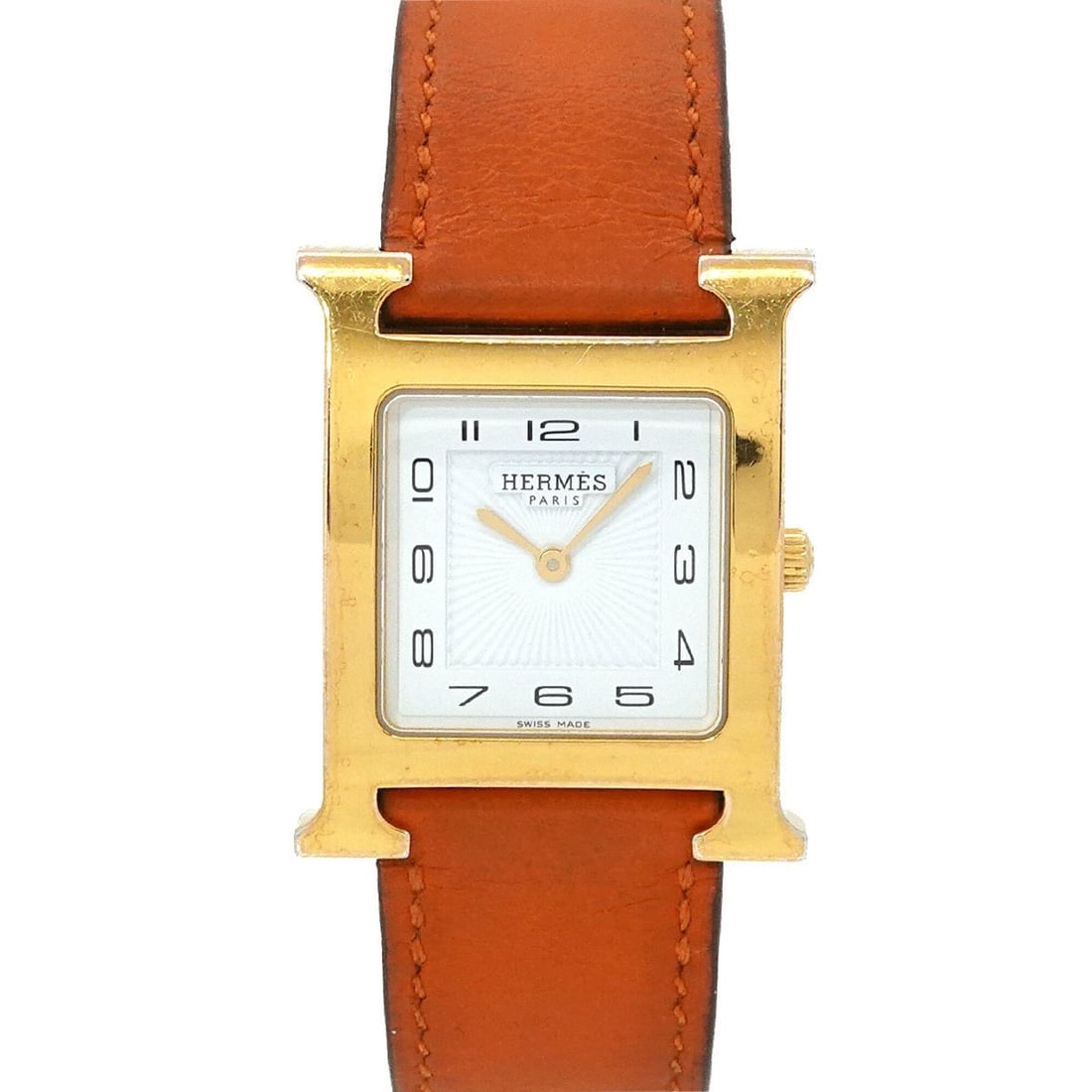 Hermes H-Watch HH1.501 Men's Watch White Quartz H: --- Catalog ---Category: SizeWrist Size: 15cm - 17.5cm / 5.9'' - 6.88''Case Diameter: 26mm / 1.02''Category: DesignType: WristwatchGender: MenColor (Dial): WhiteMaterial (Band): LeatherMaterial (Case)