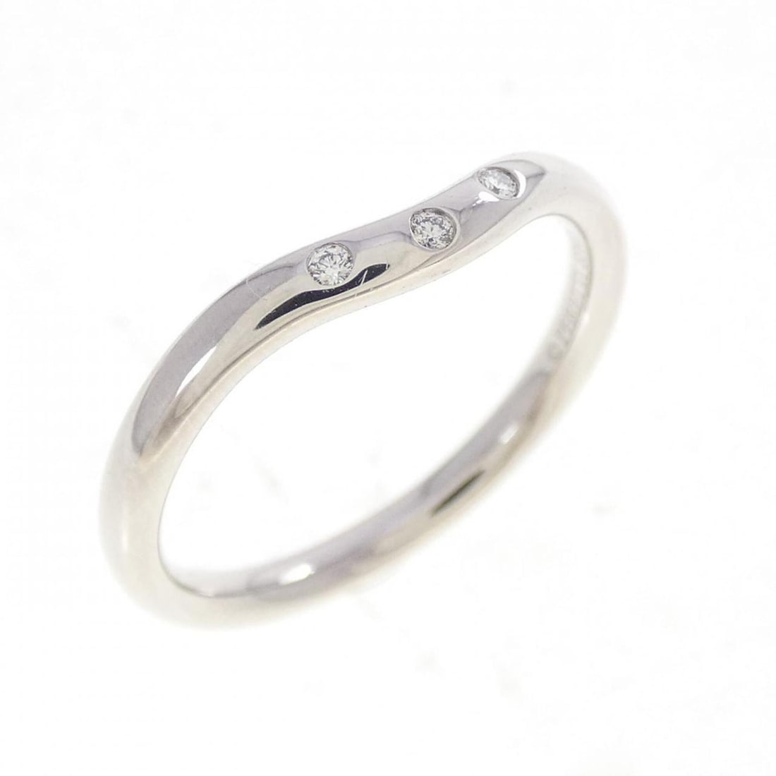 Tiffany Curved 3-Piece Ring: --- Catalog ---Category: SizeJP Size: 12.0US Size: 6.5Category: DesignType: Band ringStone: DiamondGender: WomenMaterial: White gold (18K)Category: GeneralBrand: Tiffany--- Item List ---Section: