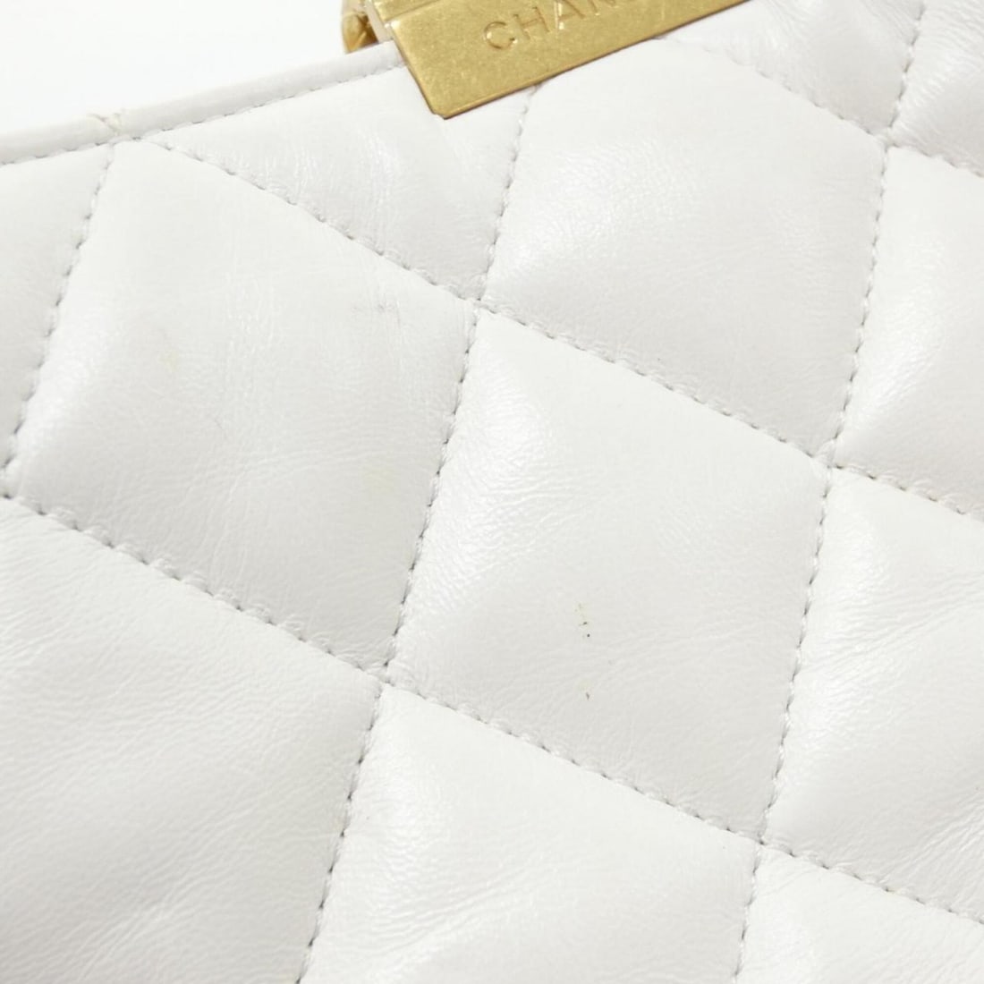 Chanel handbag - 7