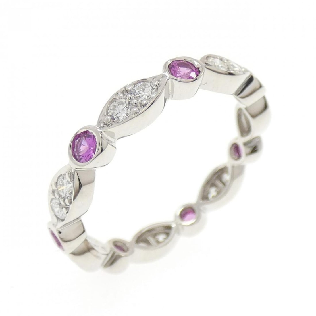 Tiffany Jazz Ring: --- Catalog ---Category: SizeJP Size: 12US Size: 6.5Category: DesignType: Band ringColor: PlatinumStone: Diamond, SapphireGender: WomenMaterial: Platinum 950Category: GeneralBrand: Tiffany--- Item